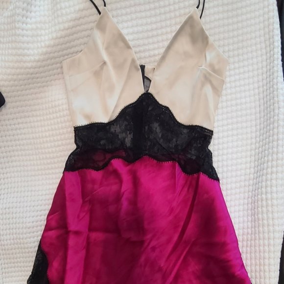 NEW La Perla Silk Lace Chemise Slip 38 - Picture 2 of 2